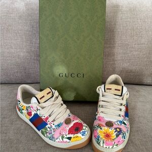 Gucci Floral Garden Print Sneakers - Pink Blue Red